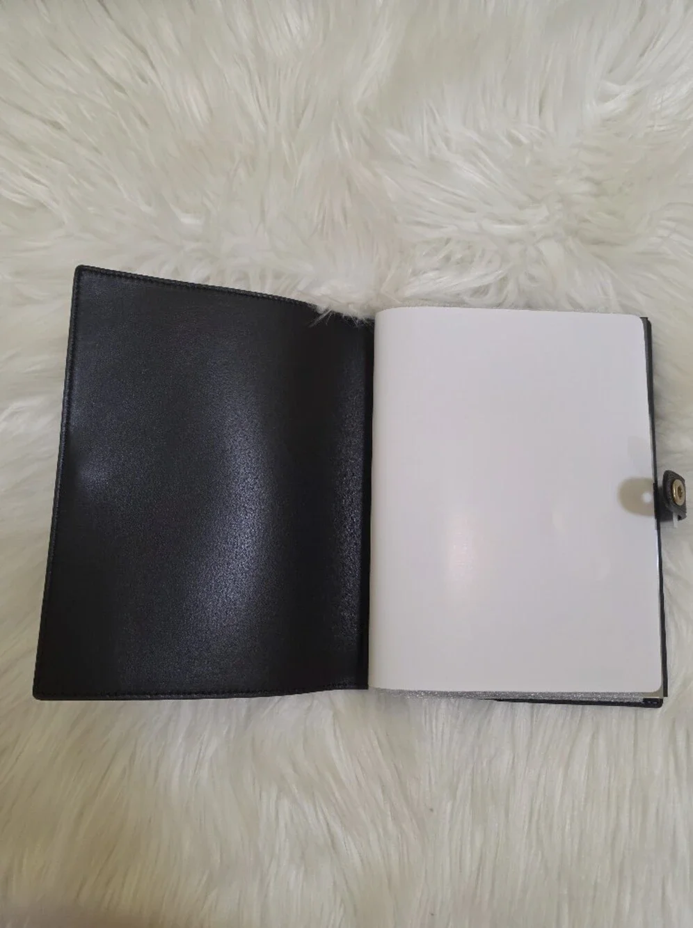 New Coach Glovetanned Leather Black Turnlock Notebook
